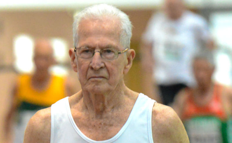 Earl Fee, 90, sets his 60th age group world record in 33 C heat - Canadian  Running Magazine