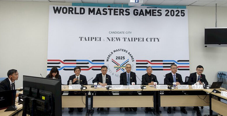 Rule No. 1 of World Masters Games publicity: Always feature your organizing team. Athletes? What athletes?